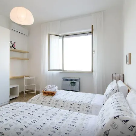 Via Marconi Feriehus